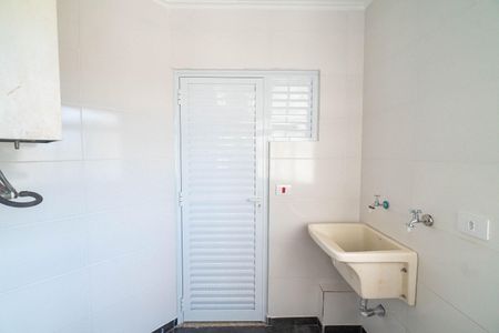 Apartamento para alugar com 67m², 2 quartos e 1 vaga Apartamento para alugar com 67m², 2 quartos e 1 vagaLavanderia