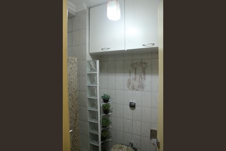 Apartamento para alugar com 59m², 2 quartos e sem vagaBanheiro