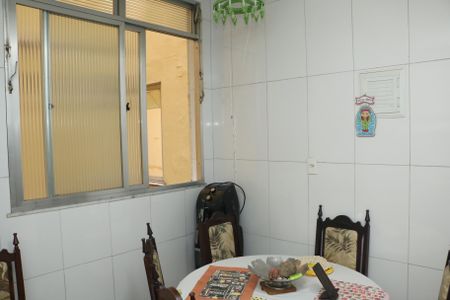 Cozinha de apartamento para alugar com 2 quartos, 59m² em Centro, Nova Iguaçu