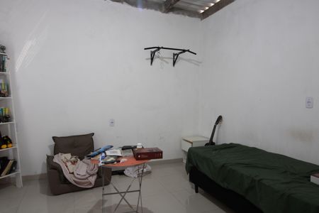 Casa à venda com 200m², 4 quartos e 2 vagas Casa à venda com 200m², 4 quartos e 2 vagasQuarto 4