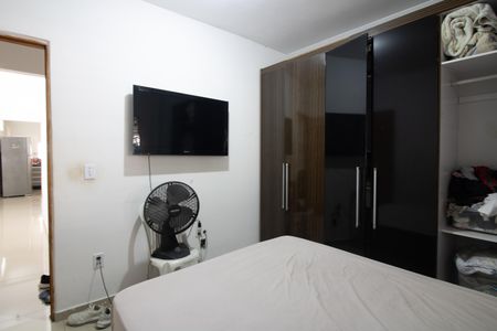 Casa à venda com 200m², 4 quartos e 2 vagas Casa à venda com 200m², 4 quartos e 2 vagasQuarto 2