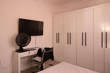 Casa à venda com 200m², 4 quartos e 2 vagas Casa à venda com 200m², 4 quartos e 2 vagasQuarto 3