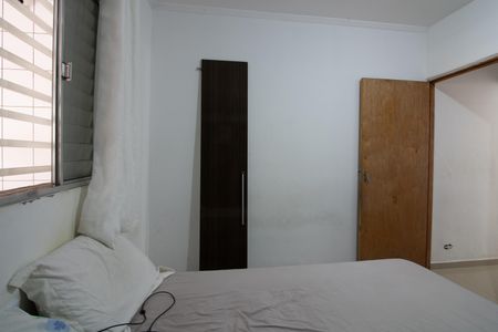 Quarto 2 de casa à venda com 4 quartos, 200m² em Vila Ré, São Paulo