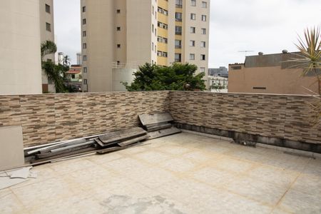 Casa à venda com 200m², 4 quartos e 2 vagas Casa à venda com 200m², 4 quartos e 2 vagasvaranda
