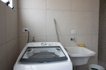 Casa à venda com 200m², 4 quartos e 2 vagas Casa à venda com 200m², 4 quartos e 2 vagasÁrea de Serviço