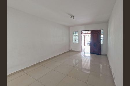 Casa para alugar com 2 quartos, 120m² em Jardim Regina, São Paulo