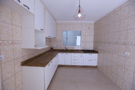 Casa para alugar com 100m², 2 quartos e 2 vagas Casa para alugar com 100m², 2 quartos e 2 vagasCozinha