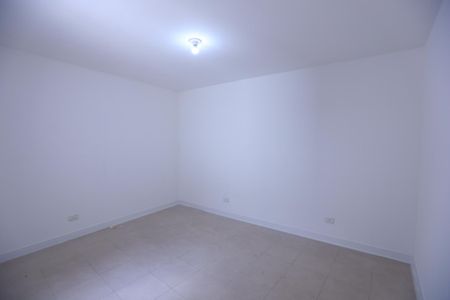 Casa para alugar com 100m², 2 quartos e 2 vagas Casa para alugar com 100m², 2 quartos e 2 vagasQuarto 1