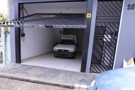 Casa para alugar com 100m², 2 quartos e 2 vagas Casa para alugar com 100m², 2 quartos e 2 vagasGaragem