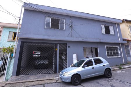 Casa para alugar com 100m², 2 quartos e 2 vagas Casa para alugar com 100m², 2 quartos e 2 vagasFachada