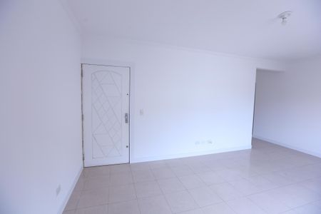 Casa para alugar com 100m², 2 quartos e 2 vagas Casa para alugar com 100m², 2 quartos e 2 vagasSala