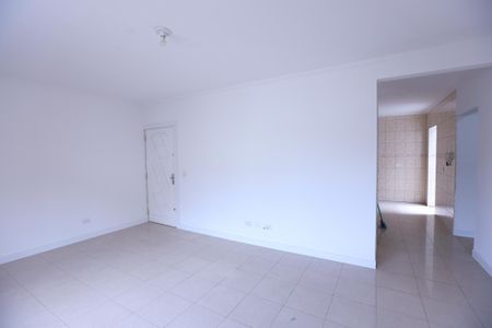 Casa para alugar com 100m², 2 quartos e 2 vagas Casa para alugar com 100m², 2 quartos e 2 vagasSala