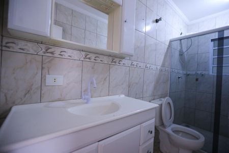 Casa para alugar com 100m², 2 quartos e 2 vagas Casa para alugar com 100m², 2 quartos e 2 vagasBanheiro