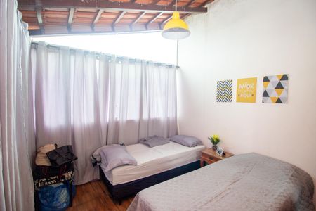 Casa à venda com 283m², 4 quartos e 4 vagasTerraço