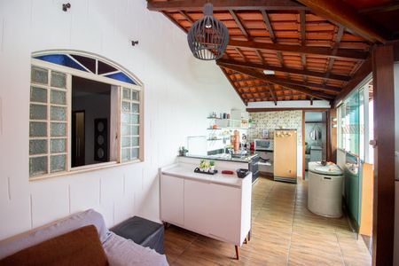 Casa à venda com 283m², 4 quartos e 4 vagasTerraço