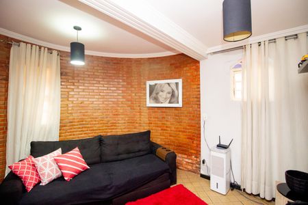 Casa à venda com 283m², 4 quartos e 4 vagasSala de TV