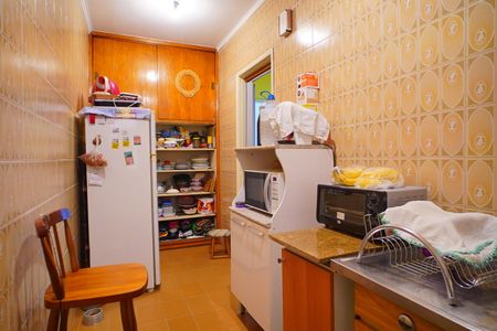 Cozinha de apartamento à venda com 2 quartos, 62m² em Passo D’areia, Porto Alegre