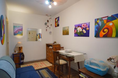 Sala de apartamento à venda com 2 quartos, 62m² em Passo D’areia, Porto Alegre