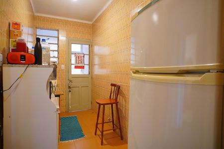 Cozinha. de apartamento à venda com 2 quartos, 62m² em Passo D’areia, Porto Alegre