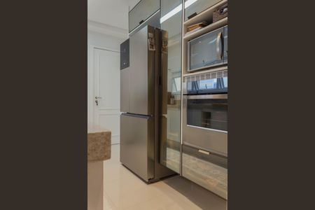 Apartamento à venda com 156m², 3 quartos e 3 vagas Apartamento à venda com 156m², 3 quartos e 3 vagasCozinha