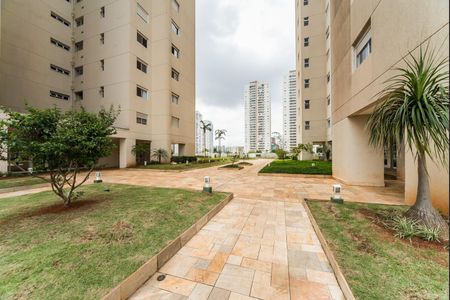 Apartamento à venda com 156m², 3 quartos e 3 vagas Apartamento à venda com 156m², 3 quartos e 3 vagasÁrea comum