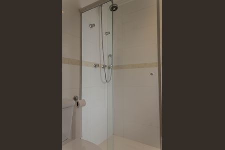 Apartamento à venda com 156m², 3 quartos e 3 vagas Apartamento à venda com 156m², 3 quartos e 3 vagasBanheiro da Suíte 1