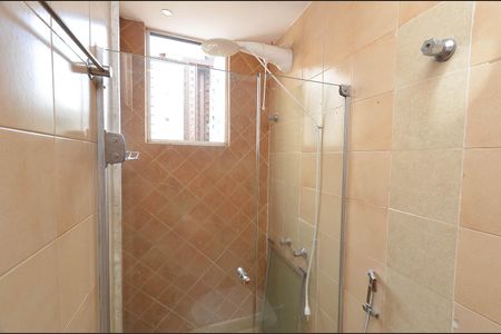 Apartamento para alugar com 72m², 2 quartos e 1 vaga Apartamento para alugar com 72m², 2 quartos e 1 vagaBanheiro Suíte