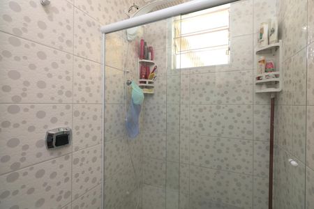 Casa à venda com 190m², 3 quartos e 3 vagasBanheiro - Casa 1