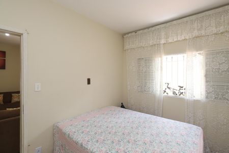 Casa à venda com 190m², 3 quartos e 3 vagasQuarto 1 - Casa 1
