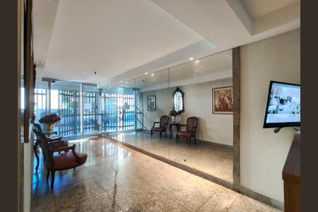 Apartamento à venda com 58m², 2 quartos e 1 vaga Apartamento à venda com 58m², 2 quartos e 1 vagaFachada e portaria