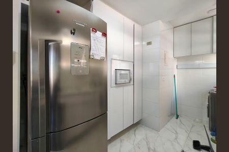 Apartamento à venda com 58m², 2 quartos e 1 vaga Apartamento à venda com 58m², 2 quartos e 1 vagaCozinha e Área de Serviço