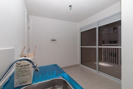 Sala de apartamento à venda com 2 quartos, 33m² em Parque Industrial Tomas Edson, São Paulo