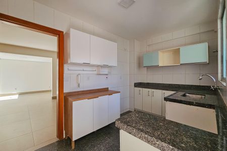 Apartamento para alugar com 3 quartos, 150m² em Serra, Belo Horizonte