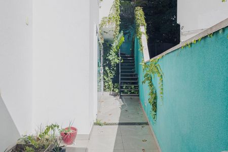 Casa à venda com 117m², 2 quartos e 1 vagaQuintal