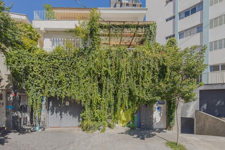Casa à venda com 117m², 2 quartos e 1 vagaFachada