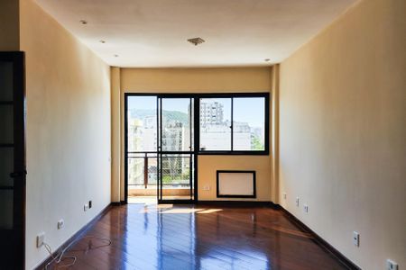 Apartamento à venda com 125m², 3 quartos e 2 vagasSala 