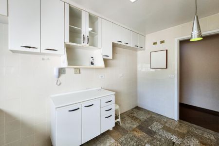 Apartamento à venda com 125m², 3 quartos e 2 vagasCozinha 