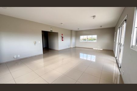 Apartamento para alugar com 57m², 2 quartos e 1 vaga Apartamento para alugar com 57m², 2 quartos e 1 vagaÁrea comum - Salão de festas