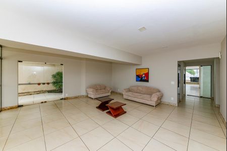 Apartamento à venda com 75m², 2 quartos e 2 vagas Apartamento à venda com 75m², 2 quartos e 2 vagasHall de entrada