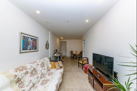 Apartamento à venda com 75m², 2 quartos e 2 vagas Apartamento à venda com 75m², 2 quartos e 2 vagasSala