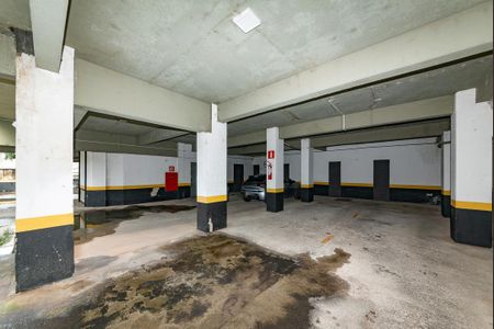 Apartamento à venda com 75m², 2 quartos e 2 vagas Apartamento à venda com 75m², 2 quartos e 2 vagasGaragem