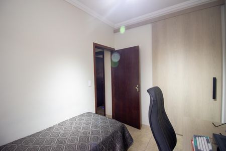 Casa à venda com 248m², 3 quartos e 2 vagasQuarto 2