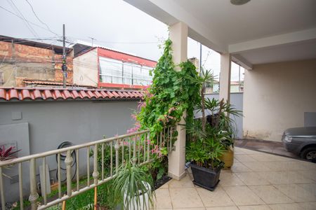 Casa à venda com 248m², 3 quartos e 2 vagasVaranda