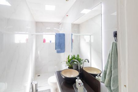 Casa para alugar com 360m², 4 quartos e 1 vaga Casa para alugar com 360m², 4 quartos e 1 vagaBanheiro Social