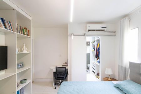 Casa para alugar com 360m², 4 quartos e 1 vaga Casa para alugar com 360m², 4 quartos e 1 vagaQuarto 1