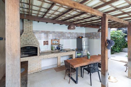 Casa para alugar com 360m², 4 quartos e 1 vaga Casa para alugar com 360m², 4 quartos e 1 vagaChurrasqueira