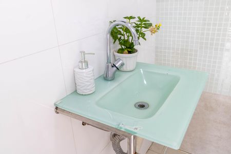 Casa para alugar com 360m², 4 quartos e 1 vaga Casa para alugar com 360m², 4 quartos e 1 vagaBanheiro de serviço