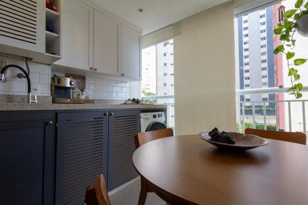 Apartamento à venda com 50m², 2 quartos e 1 vaga Apartamento à venda com 50m², 2 quartos e 1 vagaÁrea de Serviço