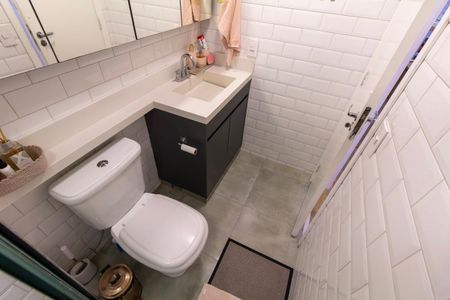 Apartamento à venda com 50m², 2 quartos e 1 vaga Apartamento à venda com 50m², 2 quartos e 1 vagaBanheiro