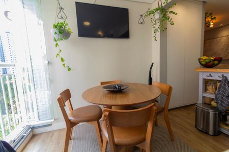 Apartamento à venda com 50m², 2 quartos e 1 vaga Apartamento à venda com 50m², 2 quartos e 1 vagaÁrea de Serviço